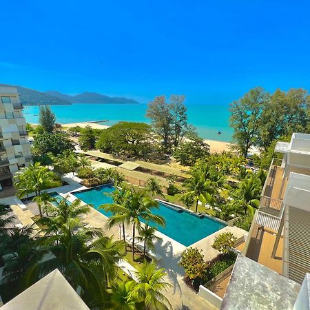 Ferienwohnung By The Sea, Penang Batu Feringgi Exterior foto