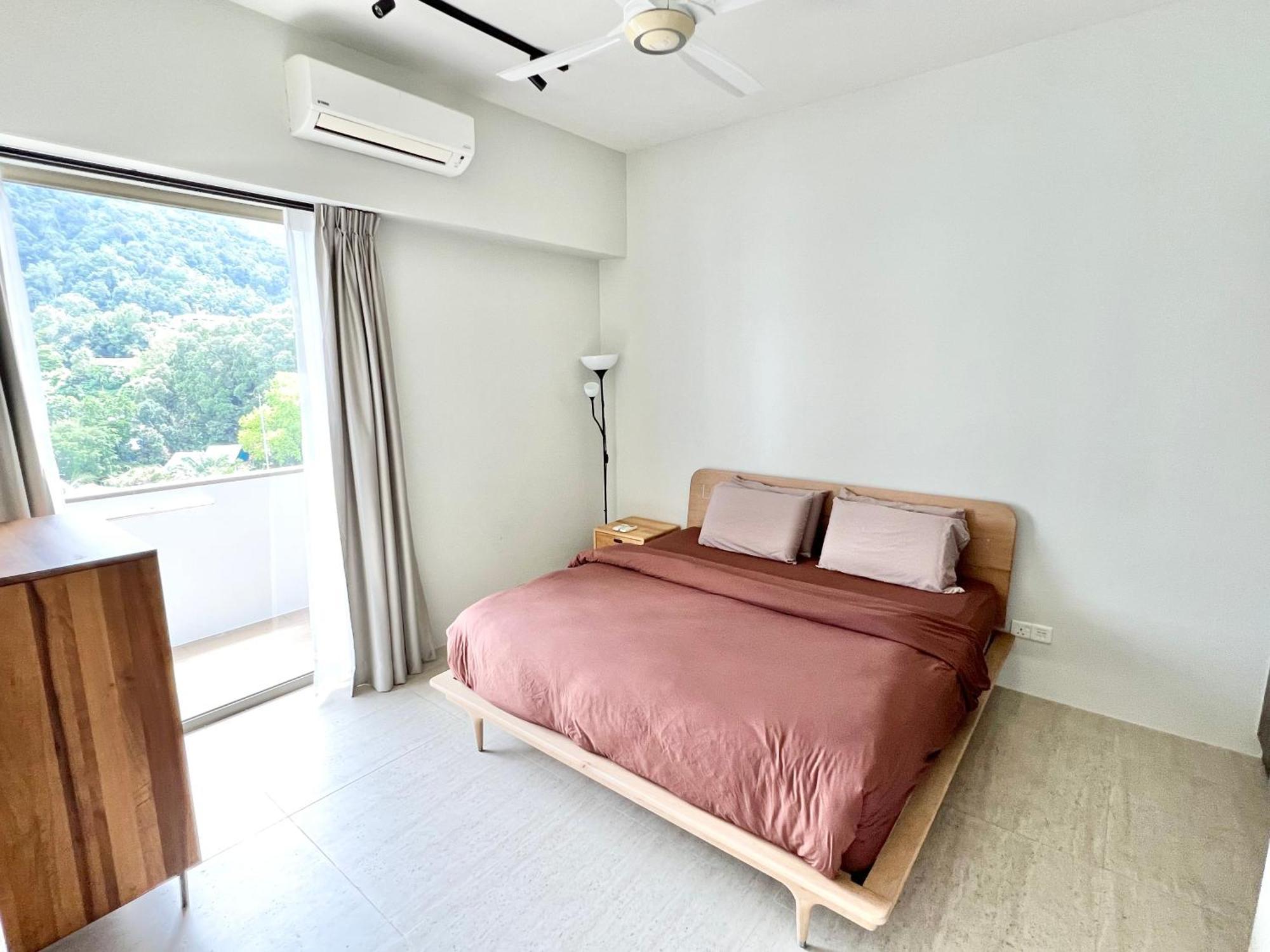 Ferienwohnung By The Sea, Penang Batu Feringgi Exterior foto