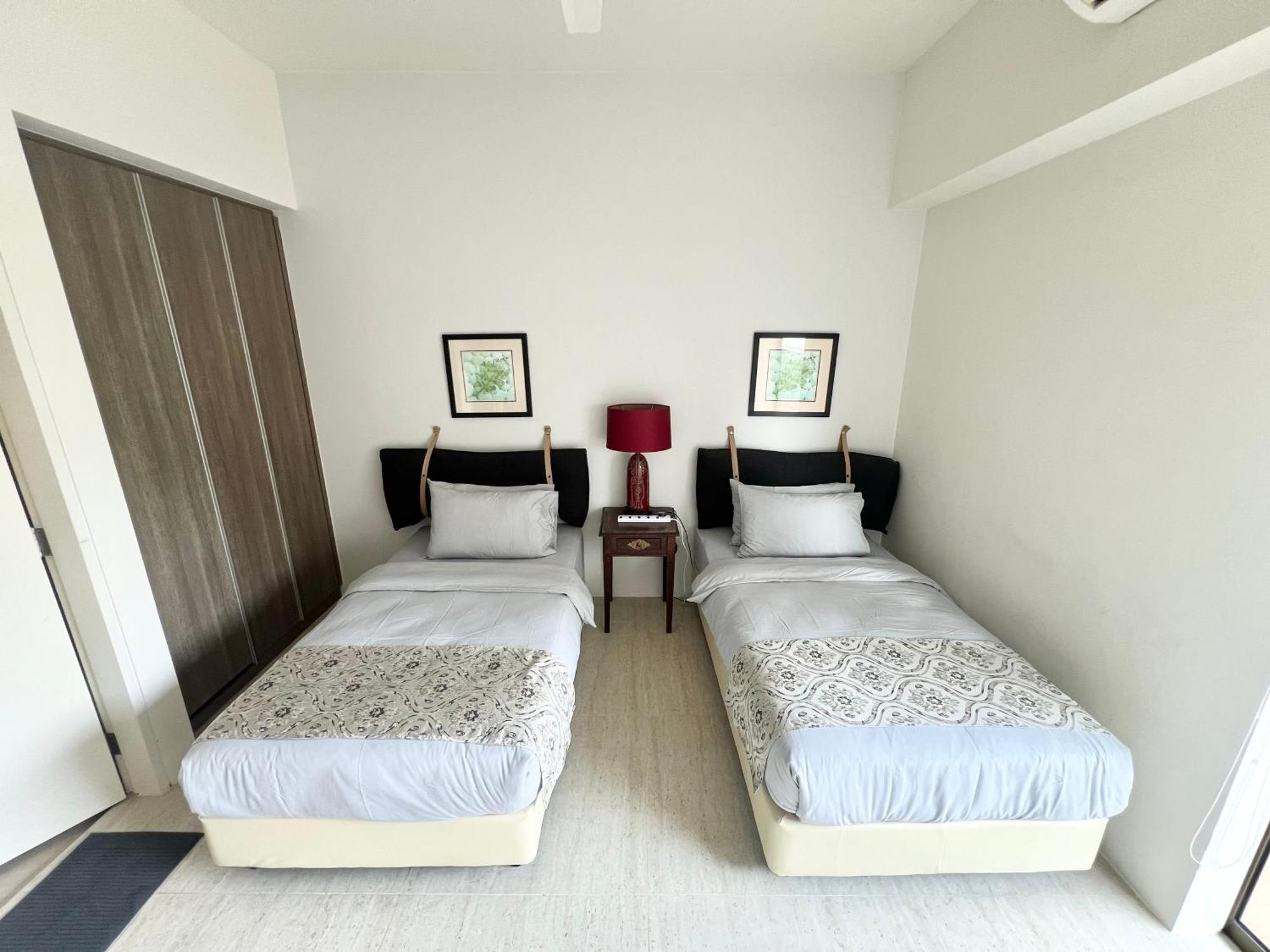 Ferienwohnung By The Sea, Penang Batu Feringgi Zimmer foto